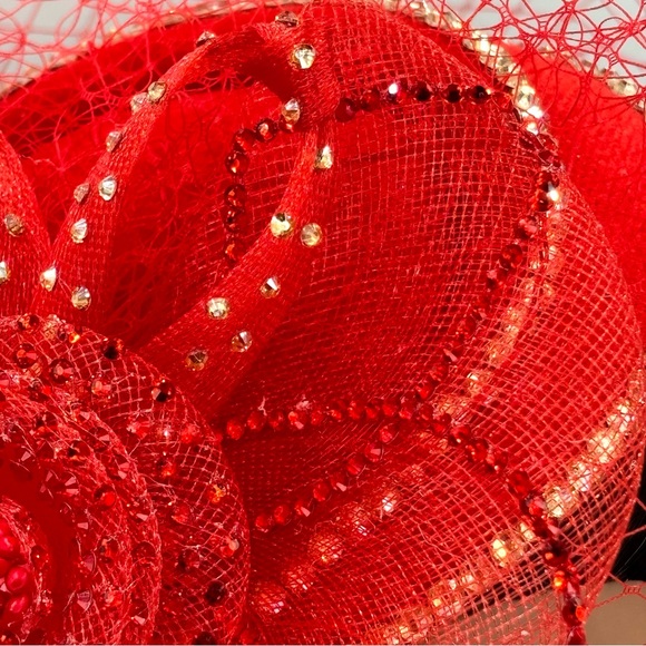 Women’s Floral Mesh Shimmer Elegant Formal Church Side Hat Hair Accessory Red - Picture 5 of 6